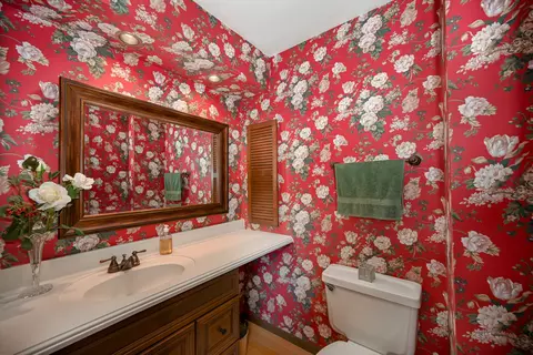 2107 Timber Ln, Wheaton, IL 60189 photo 18