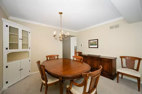 2107 Timber Ln, Wheaton, IL 60189 photo 16