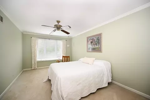 2107 Timber Ln, Wheaton, IL 60189 photo 19