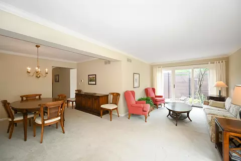 2107 Timber Ln, Wheaton, IL 60189 photo 14