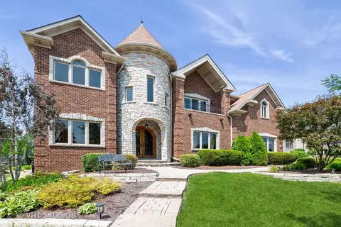 10944 Arbor Ridge Dr, Orland Park, IL 60467