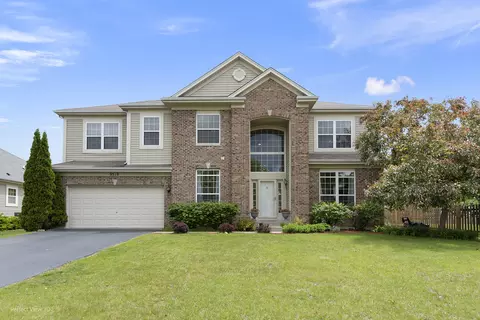 9510 Diana Ln, Huntley, IL 60142