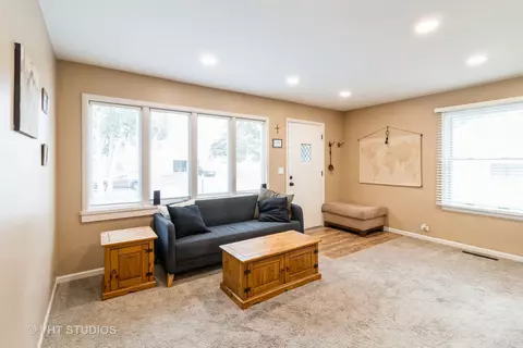 Other - 106 N Berteau Ave, Bartlett, IL 60103 photo 2 of 5