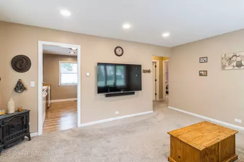 Other - 106 N Berteau Ave, Bartlett, IL 60103 photo 1 of 5