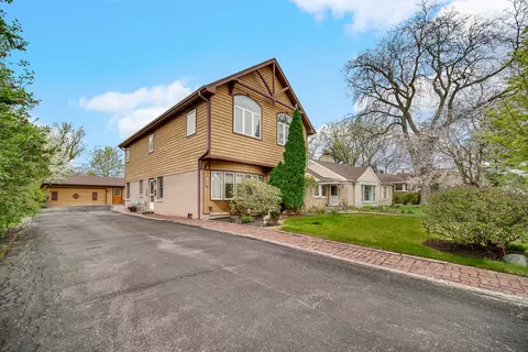 438 Washington St, Glenview, IL 60025