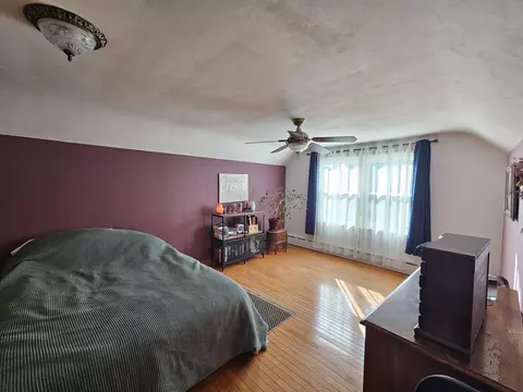Bedroom - 130 First St, Cary, IL 60013 photo 1 of 4