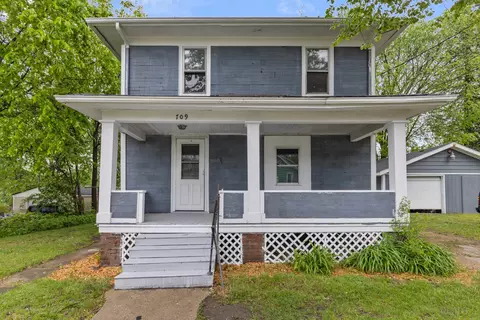709 Furman St, Rockford, IL 61101