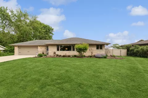 912 Murphy Dr, Joliet, IL 60435