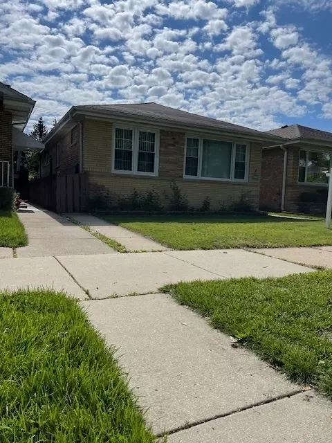 6341 N Lowell Ave, Chicago, IL 60646