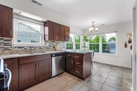 Kitchen - 1446 Georgetown Dr, Batavia, IL 60510 photo 3 of 3