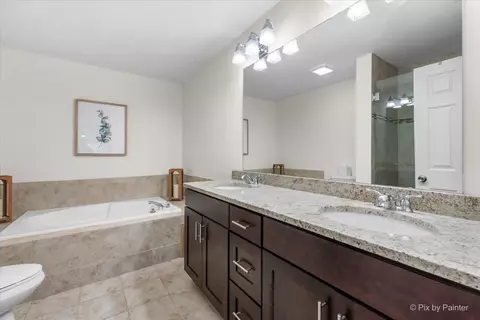 Bath - 1446 Georgetown Dr, Batavia, IL 60510 photo 1 of 3