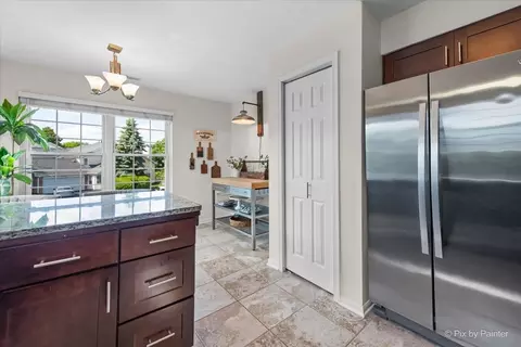 Kitchen - 1446 Georgetown Dr, Batavia, IL 60510 photo 2 of 3