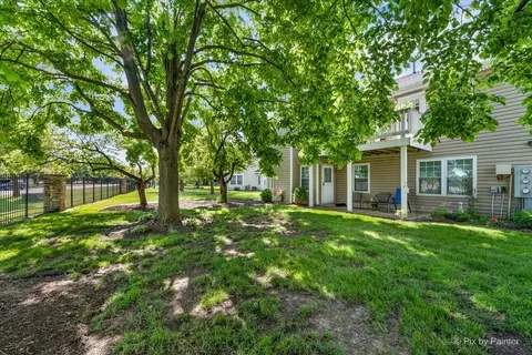 Exterior - 1446 Georgetown Dr, Batavia, IL 60510 photo 3 of 3
