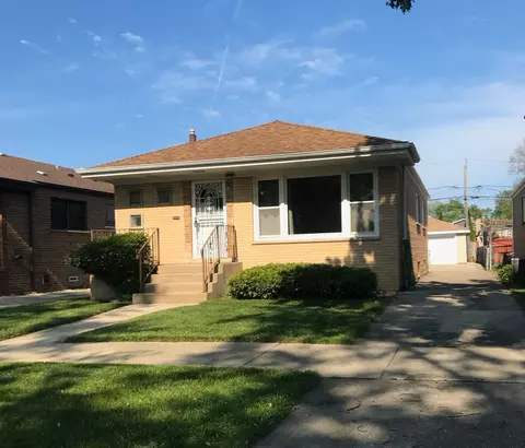 9833 S Marquette Ave, Chicago, IL 60617