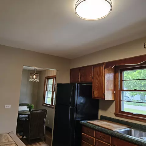 Kitchen - 6 Johnson St, East Dundee, IL 60118 photo 2 of 3