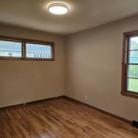 Bedroom - 6 Johnson St, East Dundee, IL 60118 photo 1 of 4