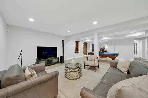 Other - 610 Greendale Rd, Glenview, IL 60025 photo 7 of 11