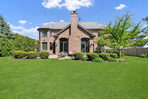 Exterior - 610 Greendale Rd, Glenview, IL 60025 photo 6 of 6