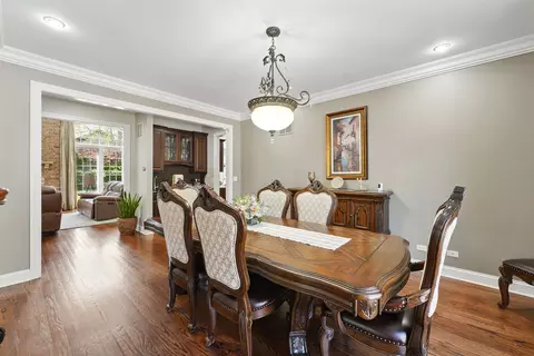 Dining - 610 Greendale Rd, Glenview, IL 60025 photo 1 of 2