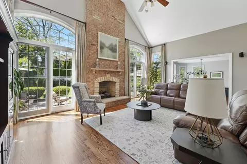 Living - 610 Greendale Rd, Glenview, IL 60025 photo 4 of 4