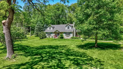 2655 N 3853rd Rd, Sheridan, IL 60551