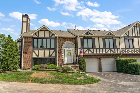 9254 Windsor Pkwy, Tinley Park, IL 60487