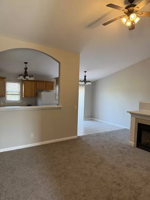Living - 2502 Alpha Ct E, Dekalb, IL 60115 photo 2 of 5