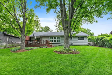 19 Greenridge Rd, Elgin, IL 60120 photo 24
