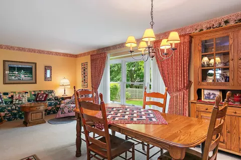 19 Greenridge Rd, Elgin, IL 60120 photo 8