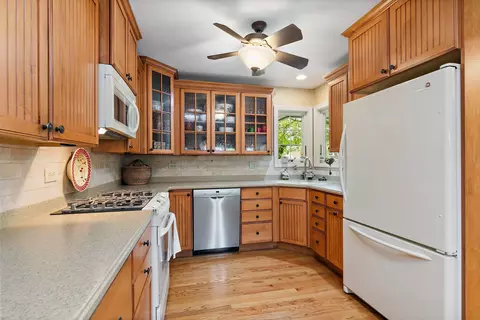19 Greenridge Rd, Elgin, IL 60120 photo 10