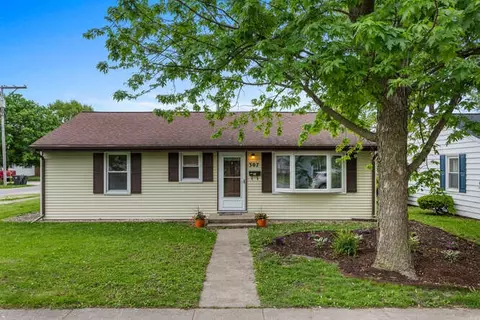 307 N Carico St, Tuscola, IL 61953