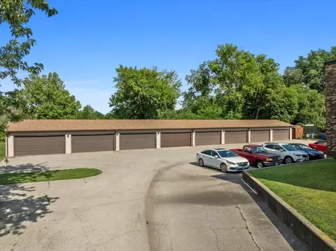 824 Mcgregor St #4, Bloomington, IL 61701 photo 30