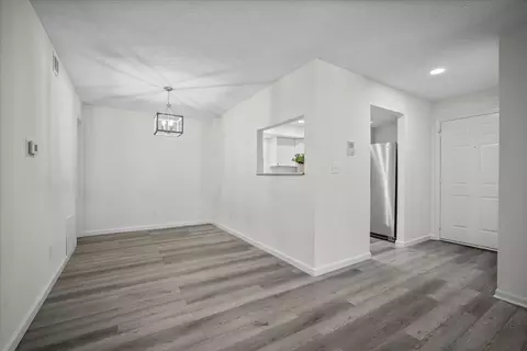 824 Mcgregor St #4, Bloomington, IL 61701 photo 6