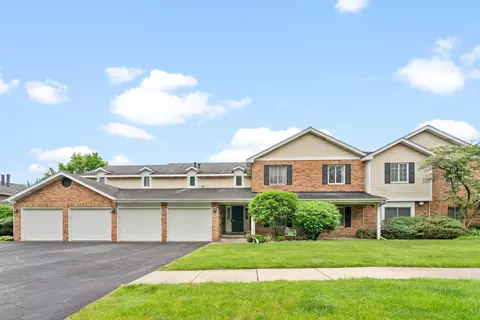 7260 S Adams St #C, Willowbrook, IL 60527