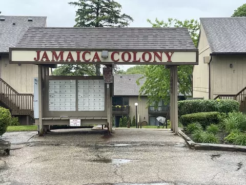 24 Jamaica Colony #6, Fox Lake, IL 60020