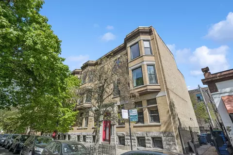 612 W Barry Ave #3, Chicago, IL 60657