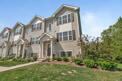3741 Bailey Rd, Yorkville, IL 60560