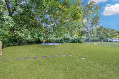 Exterior - 15300 Parkside Dr, Markham, IL 60428 photo 2 of 3