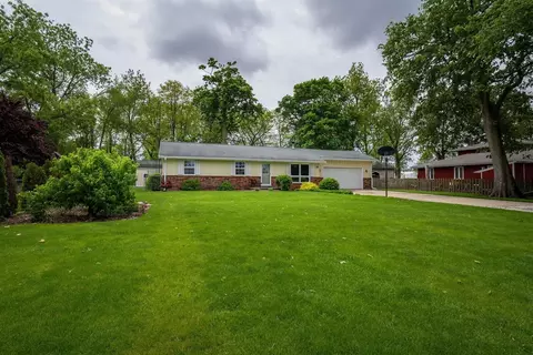 20541 E 2050 North Rd, Towanda, IL 61776 photo 1