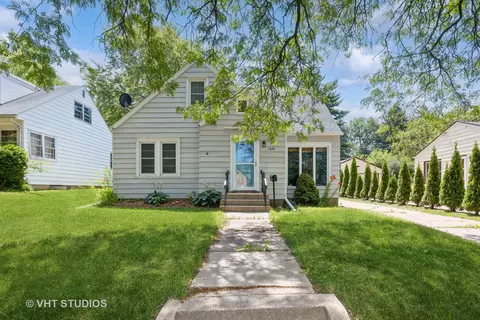 1826 Ohio Pkwy, Rockford, IL 61108