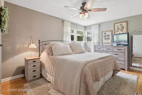 Bedroom - 3105 Harrison St, Glenview, IL 60025 photo 2 of 4