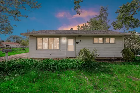 Exterior - 232 Camden Dr, Steger, IL 60475 photo 2 of 4