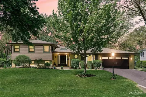 256 Beverly Rd, Barrington, IL 60010