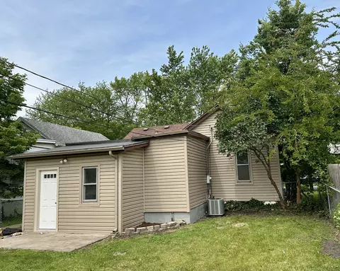 964 S Washington Ave, Kankakee, IL 60901 photo 2