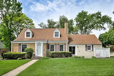 8 S Merrill, Park Ridge, IL 60068