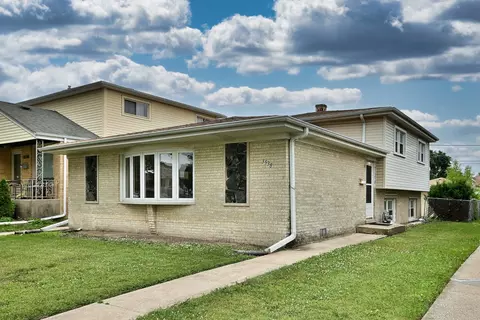 3538 Sunset Ln, Franklin Park, IL 60131