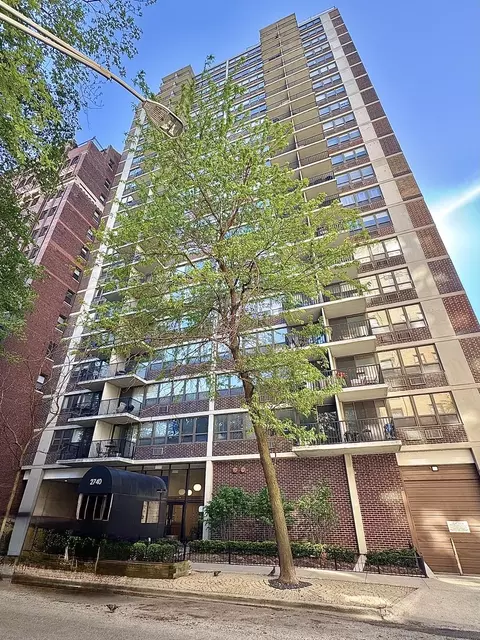 2740 N Pine Grove Ave #9B, Chicago, IL 60614