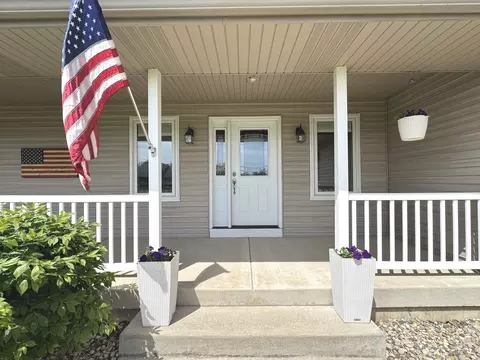 Exterior - 2665 Pine Tree Turn, Kankakee, IL 60901 photo 5 of 14