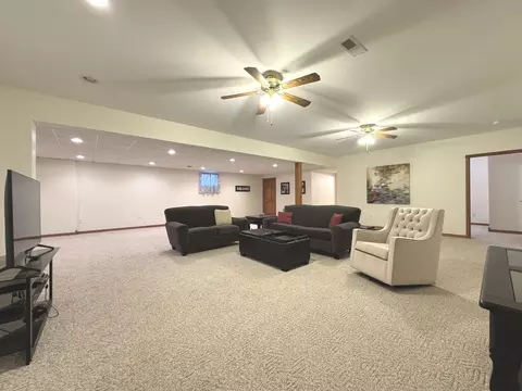 Living - 2665 Pine Tree Turn, Kankakee, IL 60901 photo 4 of 5