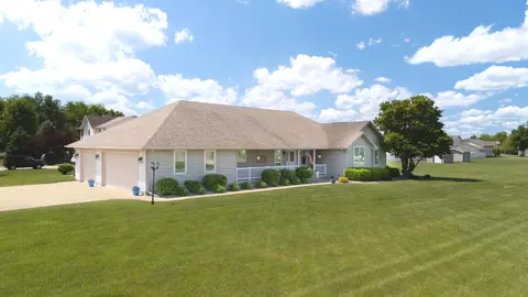 View/Area - 2665 Pine Tree Turn, Kankakee, IL 60901 photo 1 of 7